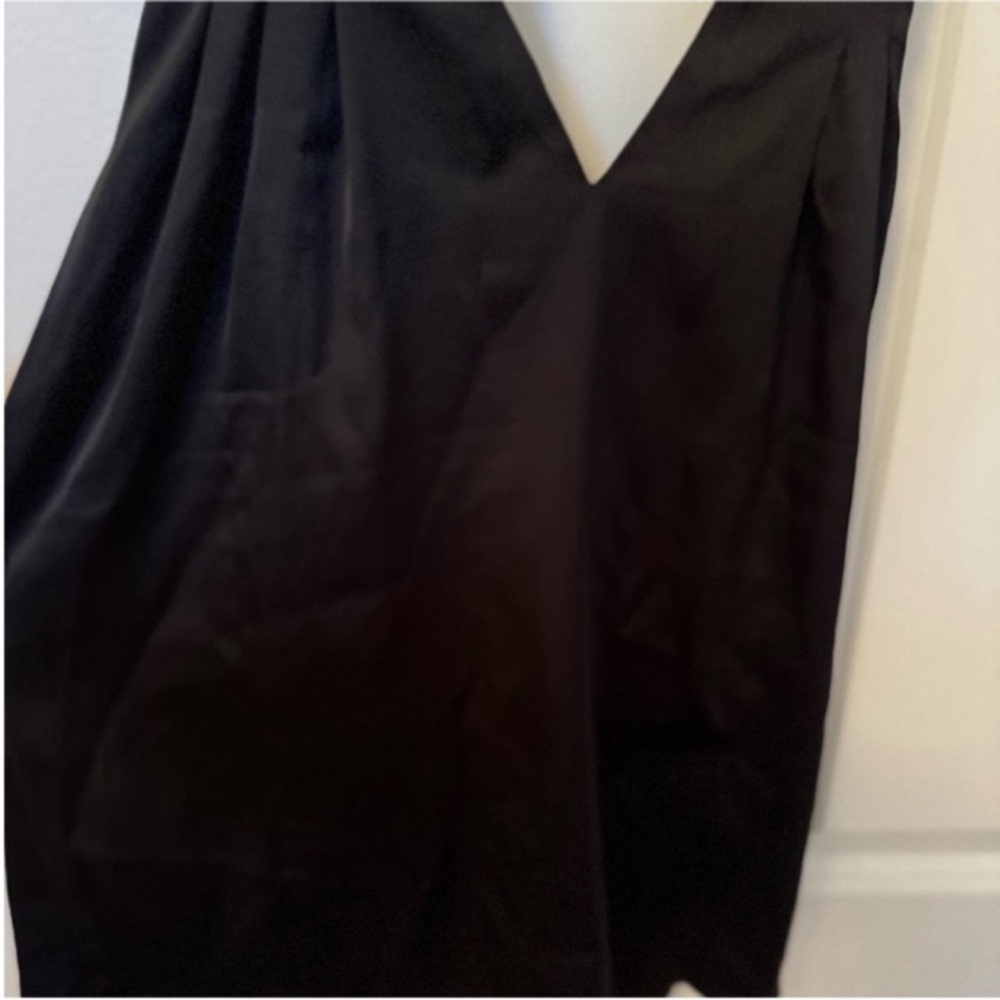 NWT Superdown by Revolve Women’s Elegant Satin Black Halter XXS - Picture 6 of 8